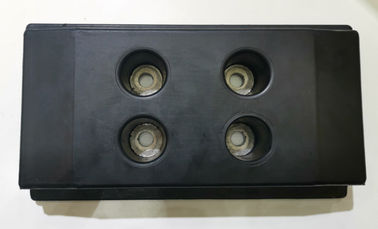 Un buon prezzo. Cuscinetti della pista poliuretano/della gomma per resistenza all'usura di larghezza dei lastricatori 300mm dell'asfalto in linea