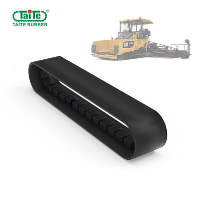 Un buon prezzo. La gomma durevole del lastricatore dell'asfalto del CAT segue meno danneggiamento della superficie al suolo in linea