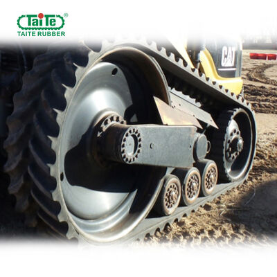 Un buon prezzo. Tracce di gomma Jcb durevoli TF18