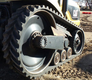 Un buon prezzo. Tracce di gomma Jcb durevoli TF18