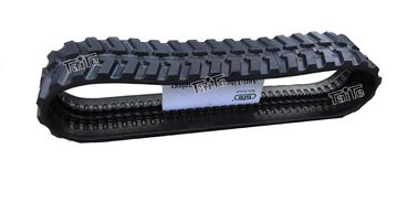 Un buon prezzo. L'escavatore di gomma di resistenza allo strappo segue T300 X 52.5W X 72 per Kubota KH 026 4 - tipo in linea