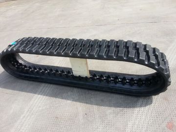 Un buon prezzo. La gomma di qualità CTL dell'OEM segue le piste 320 la X 86S WM X 52 della gomma del caricatore per TAKEUCHI IL TL 130 2 - tipo in linea